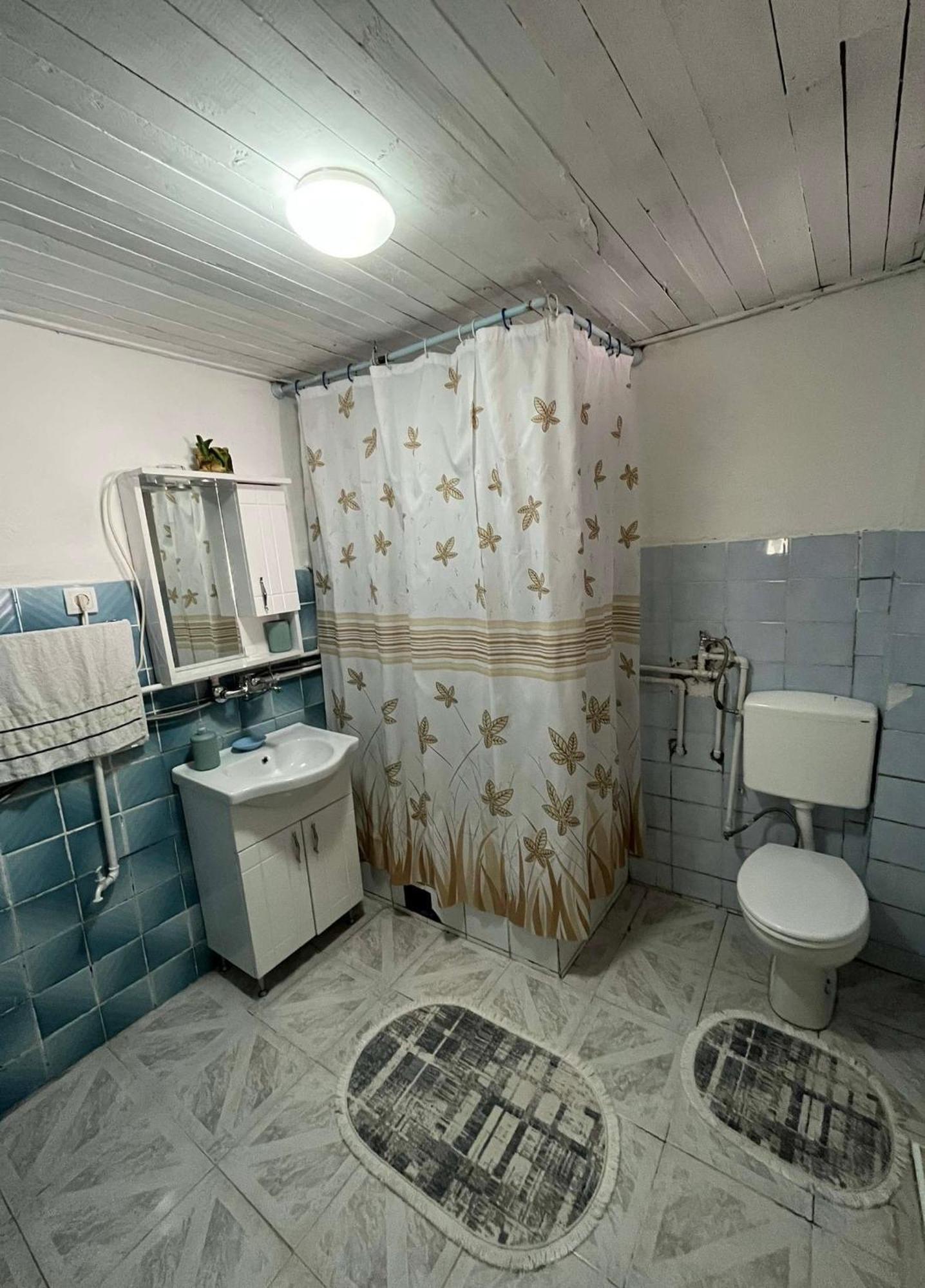 Vuthaj Guest House Guri מראה חיצוני תמונה