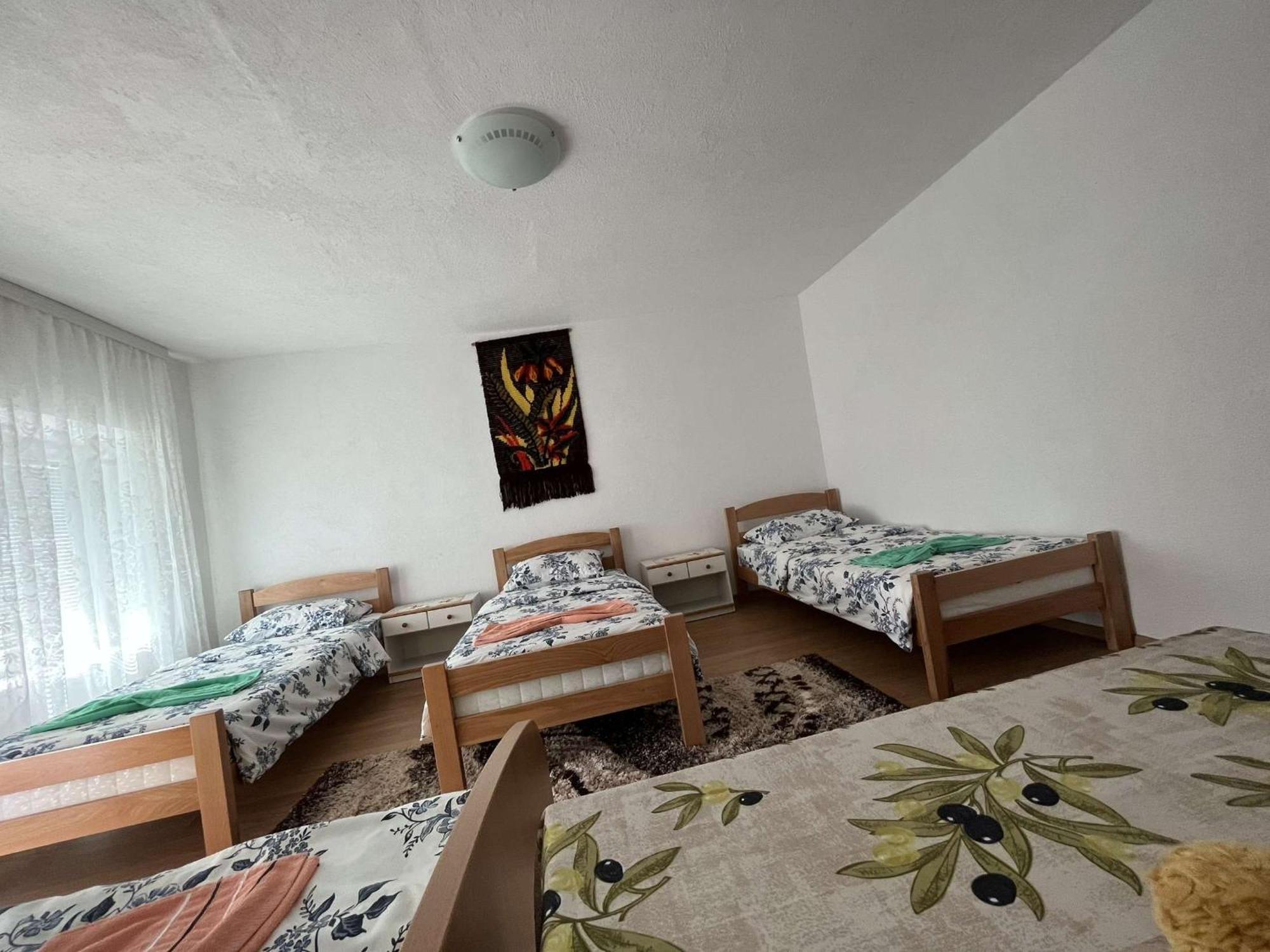 Vuthaj Guest House Guri מראה חיצוני תמונה