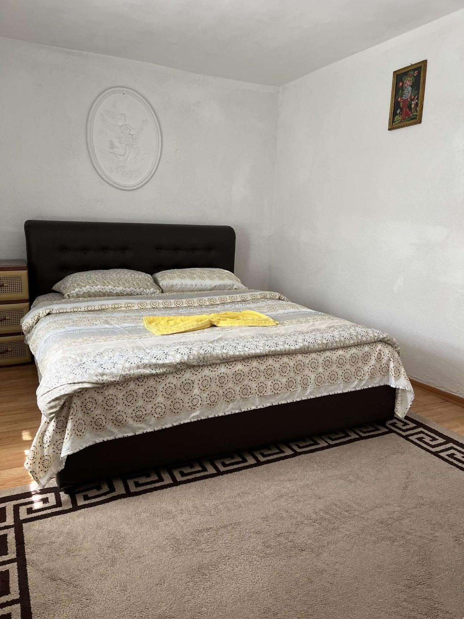Vuthaj Guest House Guri מראה חיצוני תמונה