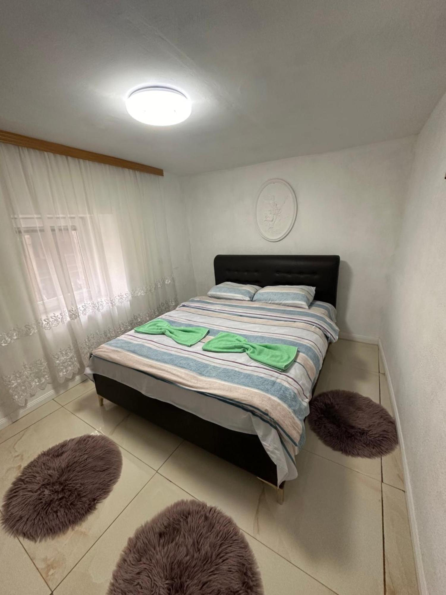 Vuthaj Guest House Guri מראה חיצוני תמונה